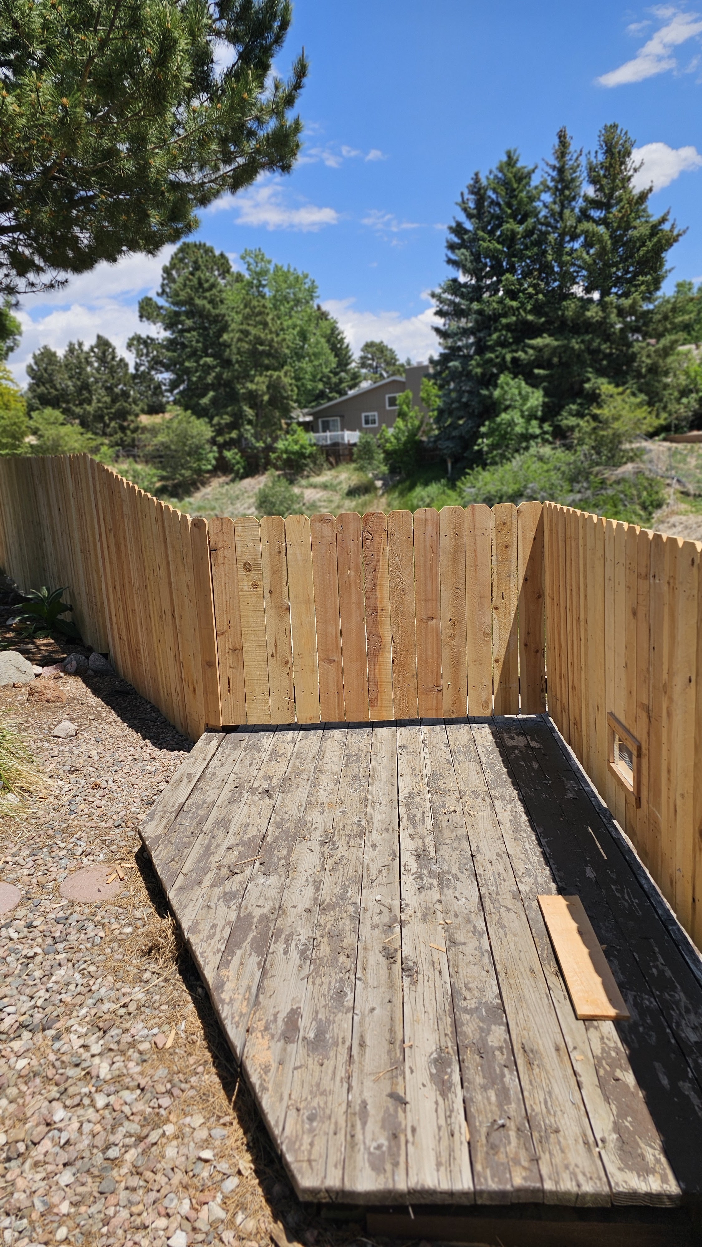 Big Blu's fencing project 85 in Colorado Springs