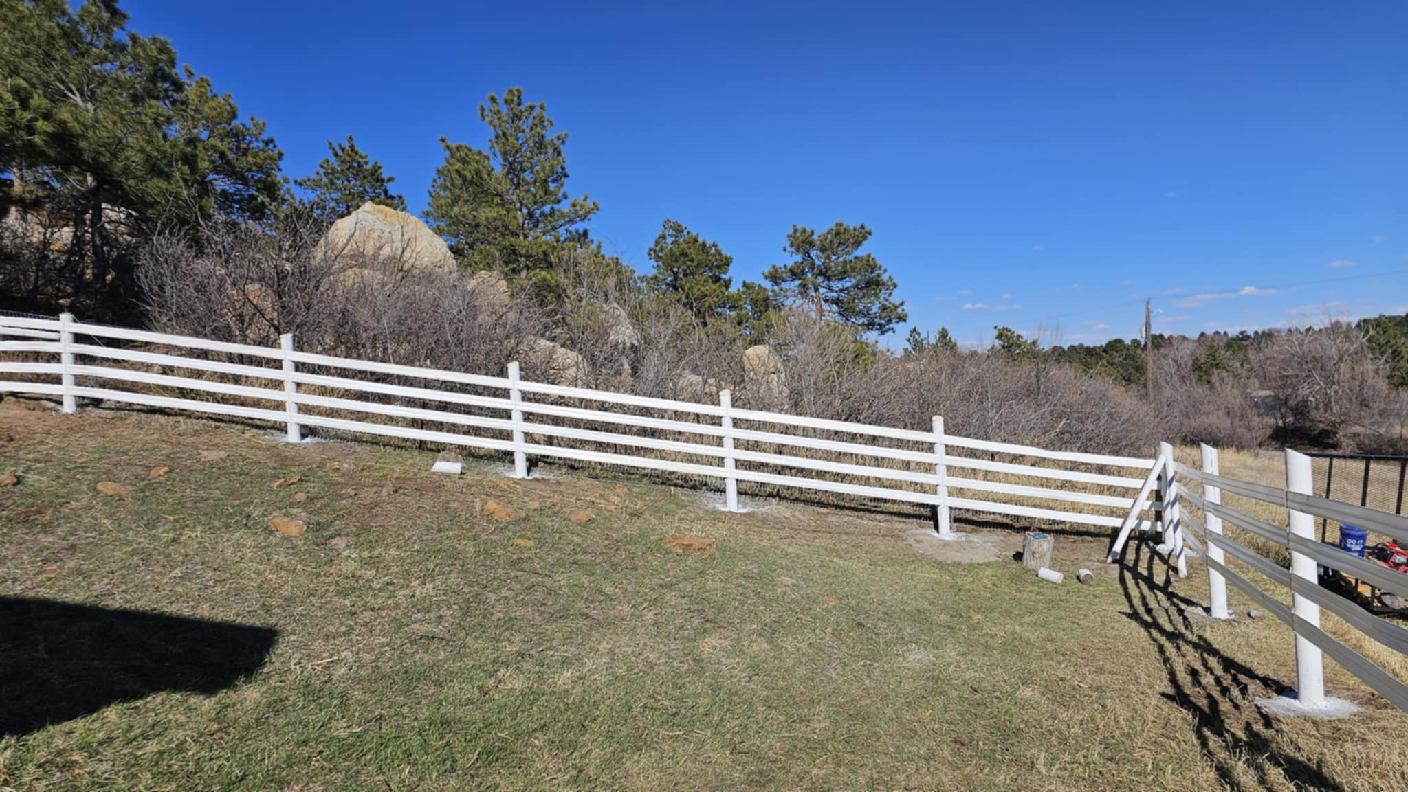 Big Blu's fencing project 63 in Colorado Springs