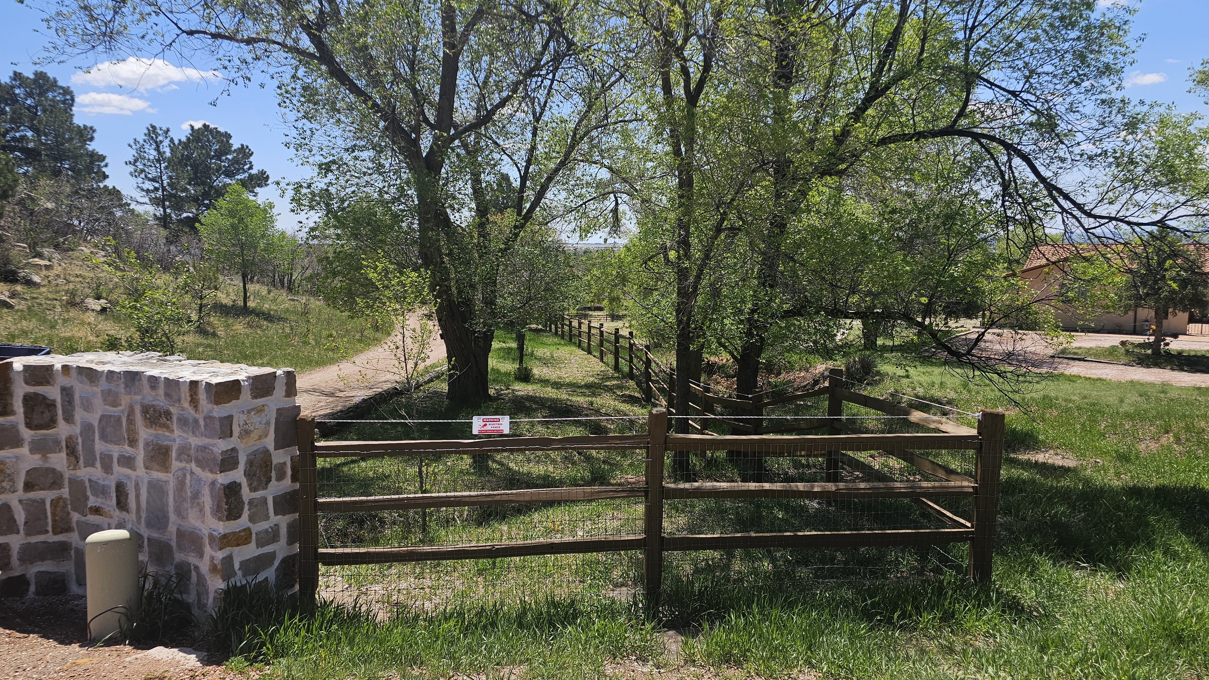 Big Blu's fencing project 86 in Colorado Springs