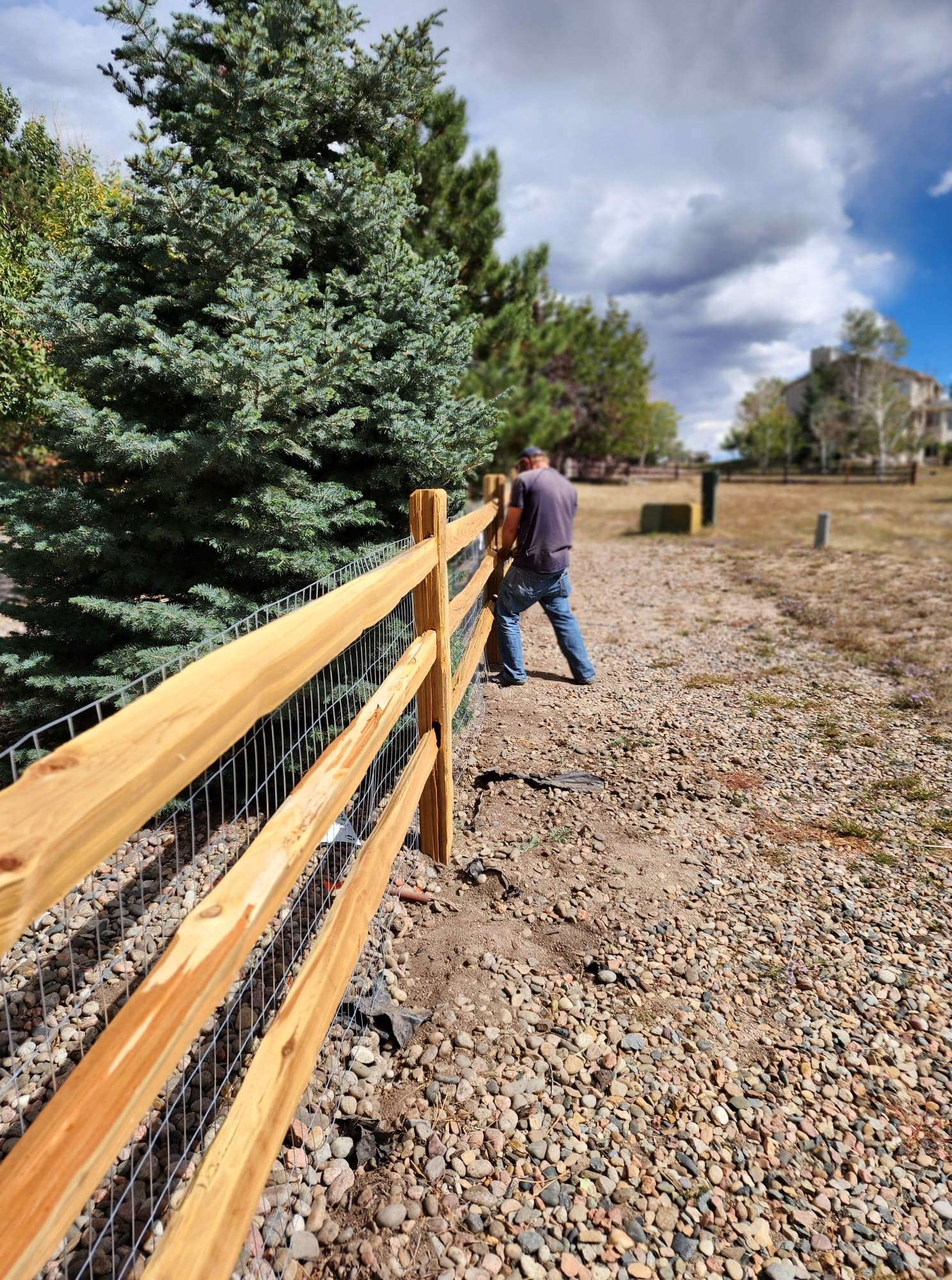 Big Blu's fencing project 66 in Colorado Springs